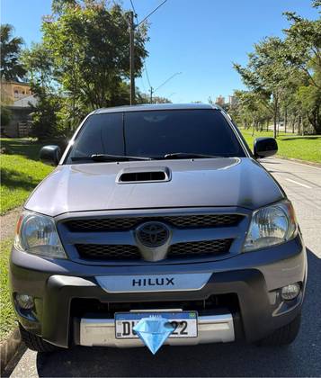TOYOTA HILUX 3.0 SRV 4X4 CD 16V TURBO INTERCOOLER DIESEL 4P AUTOMÁTICO TOYOTA HILUX 3.0 SRV 4X4 CD 16V TURBO INTERCOOLER DIESEL 4P AUTOMÁTICO